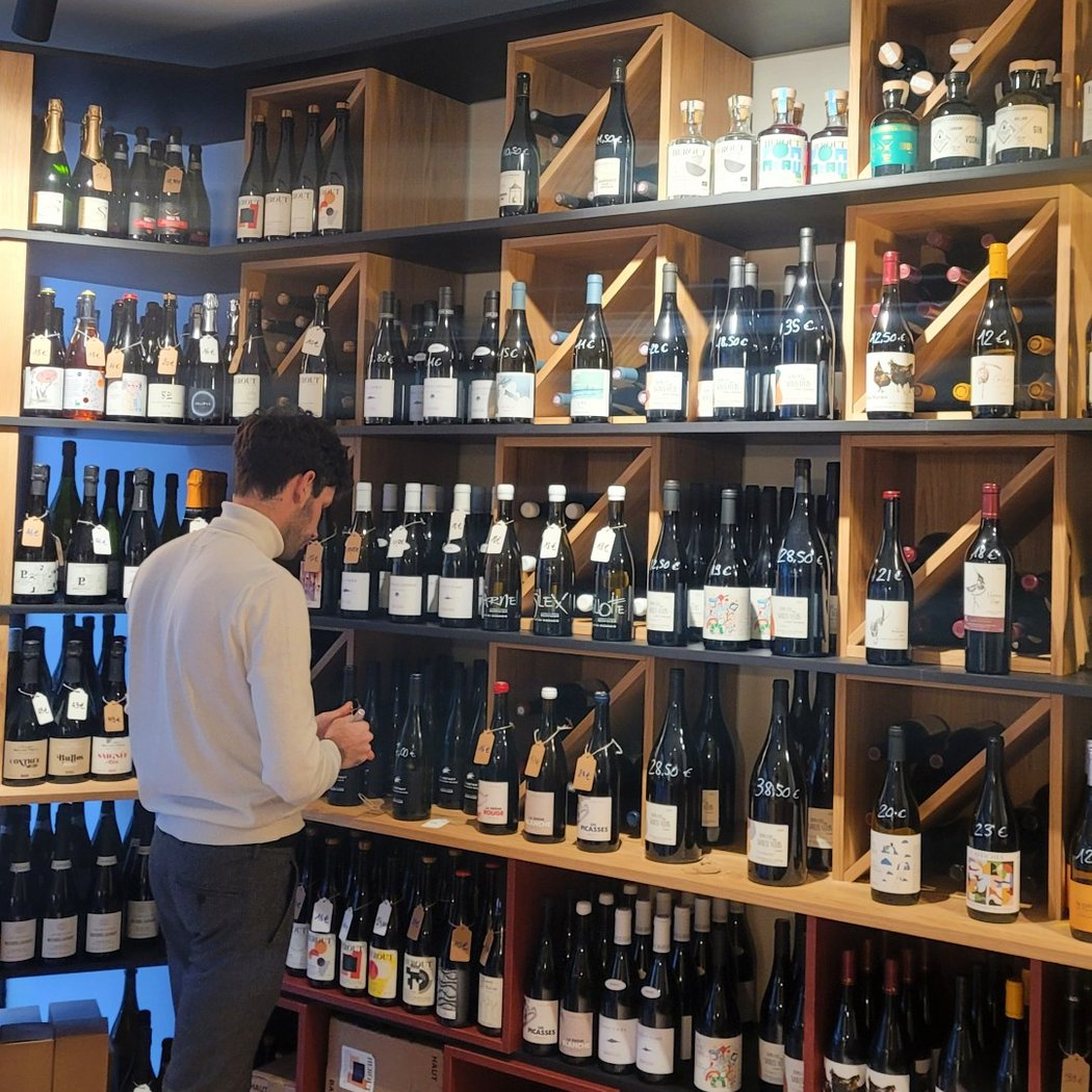 Les Flaconneurs, La Cave 1